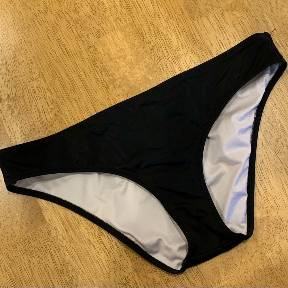 Shade‎ & Shore Black Bikini Bottoms S